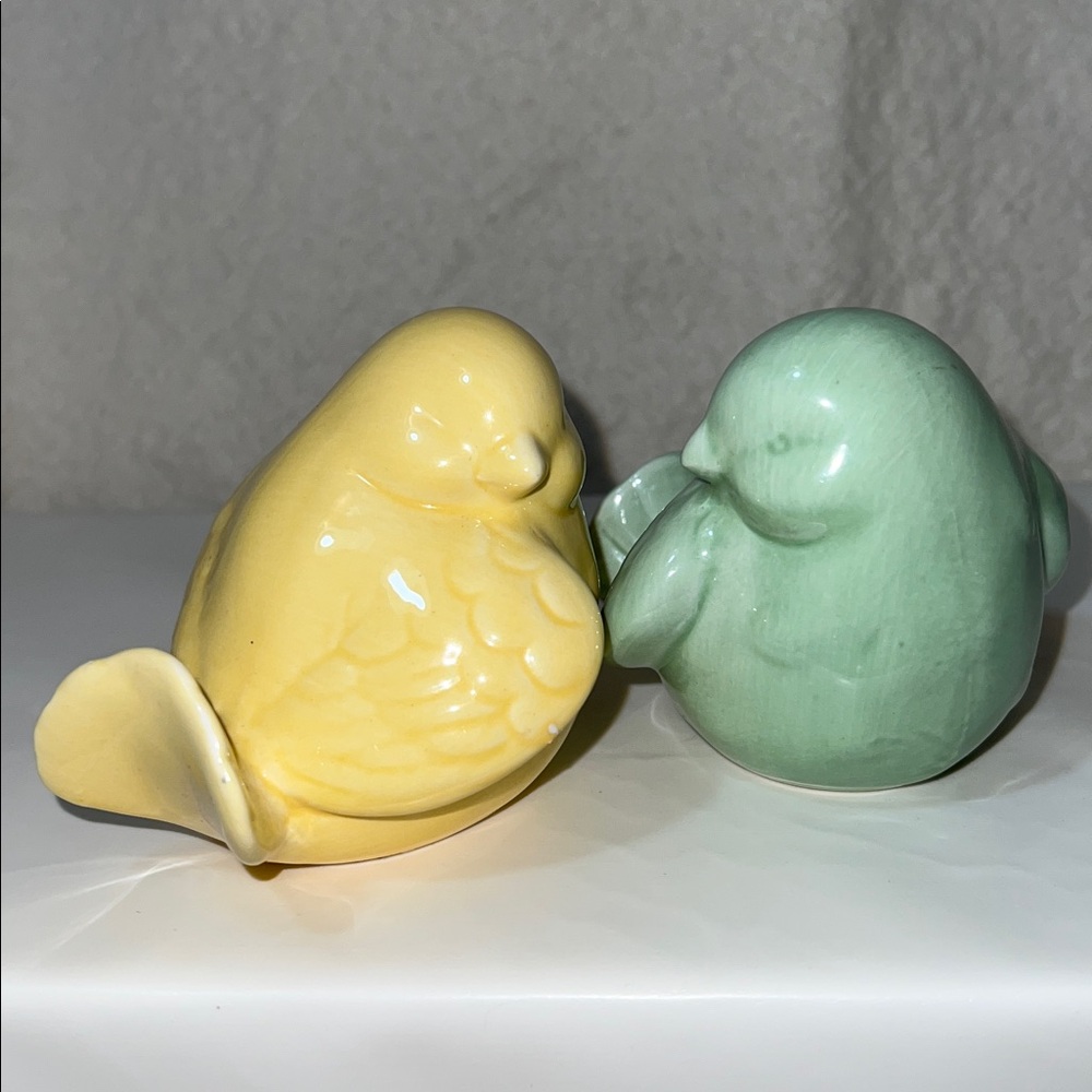 Two Chubby Bird figurines yellow & green EUC